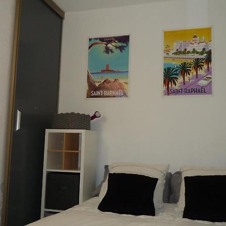 Appartementfrontdemersaintraphaelsantalucia Екстериор снимка